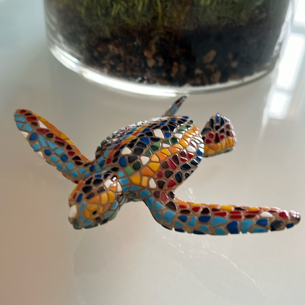 NWOB Hand Painted Mixed Tile Mosaic Sea Turtle in the Spanish Tradition